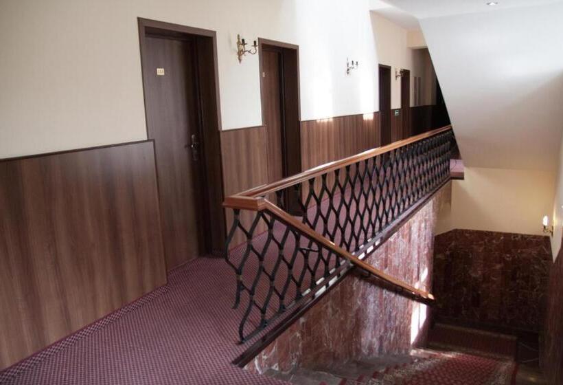 فندق Zamek Chałupki