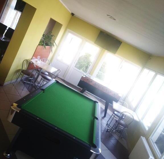 모텔 Sawik Dziekanowice