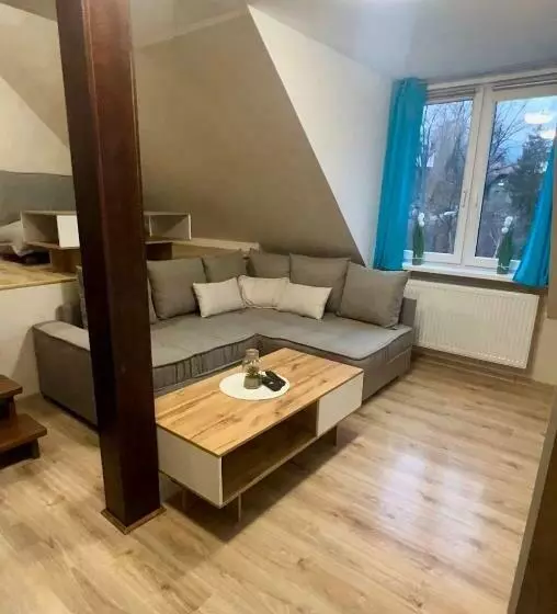 Majatalo Apartamenty I Pokoje Gościnne Ala Ii