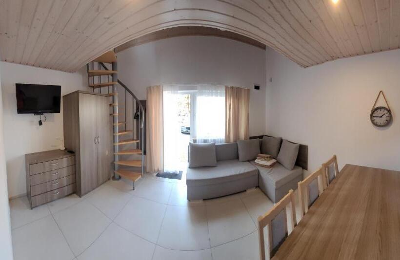 פנסיון Dom Gościnny Roma