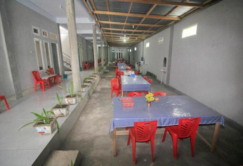 بنسيون Tangkoko Guest House