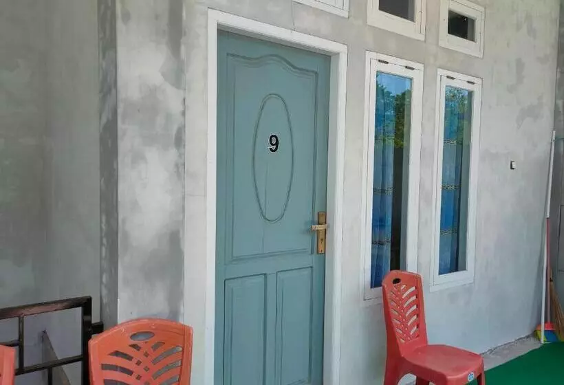 ペンション Tangkoko Guest House