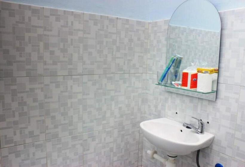 بنسيون Tangkoko Guest House