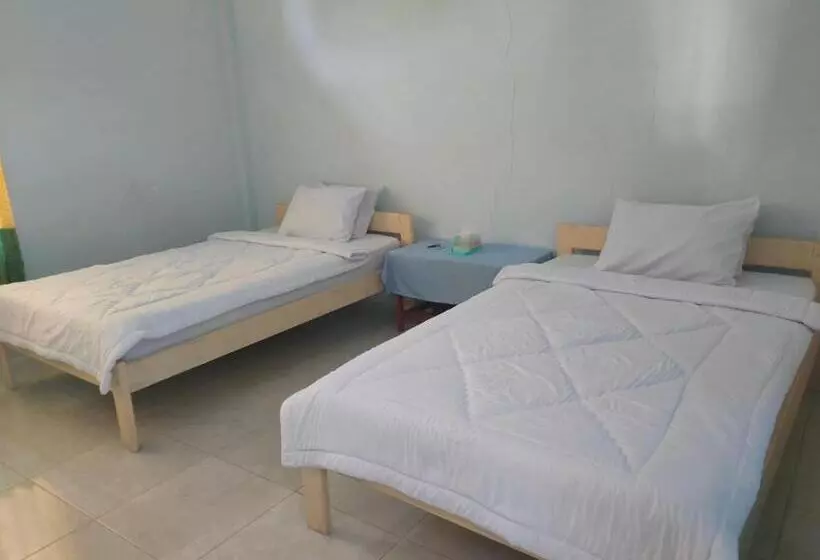 ペンション Tangkoko Guest House