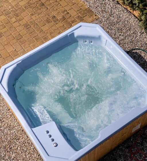 Villa Adamar   Masaże & Jacuzzi