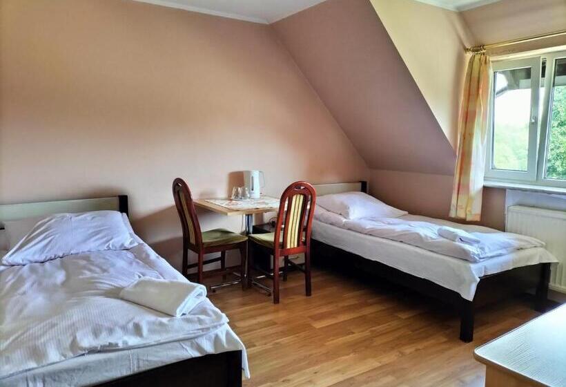 هاستل Gościniec U Zawierki