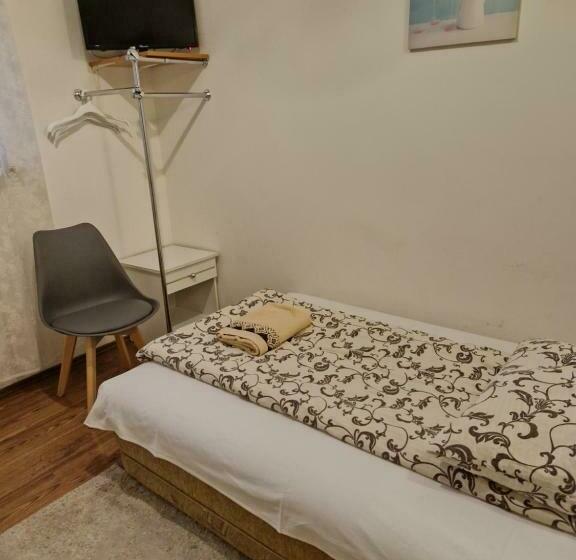 호스텔 Zajazd Leśny Tuszyn