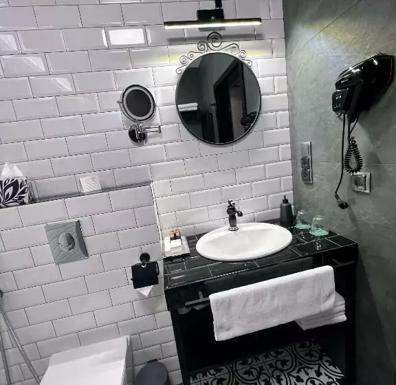 Global Home   Aparthotel   No Contact Check In