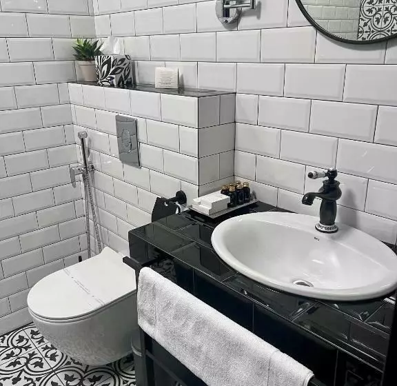 Global Home   Aparthotel   No Contact Check In