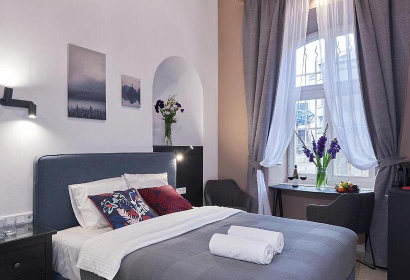 צימר 7 Heaven Elegant Rooms Kraków Old Town