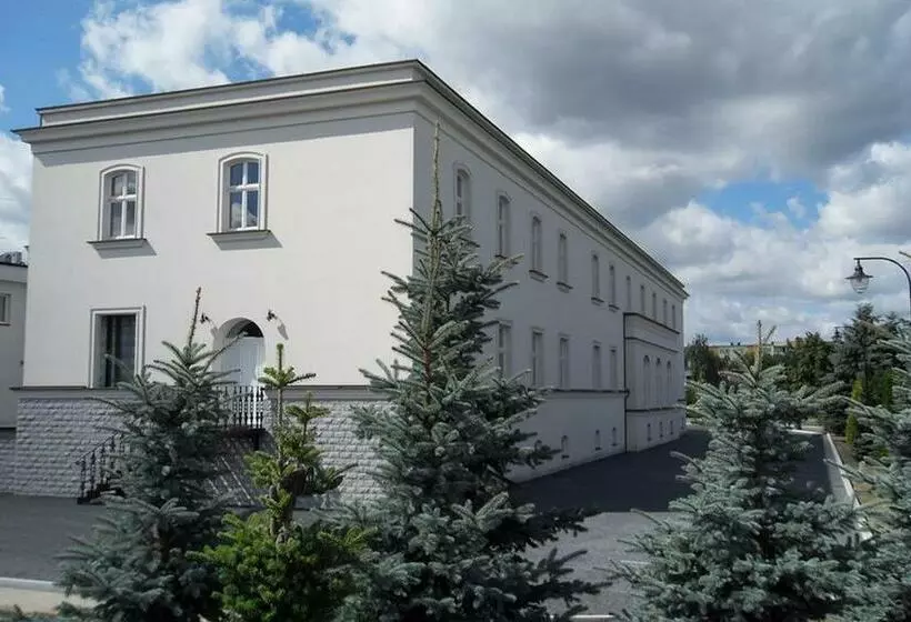 Aamiaismajoitus (B&B) Adler