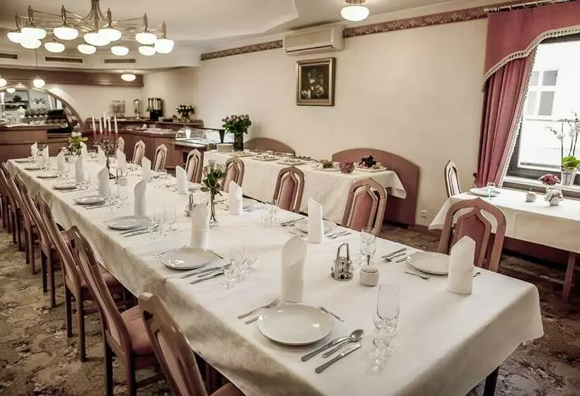 Aamiaismajoitus (B&B) Adler