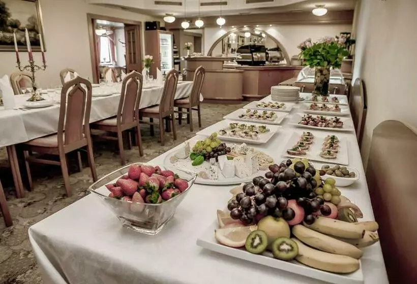 Aamiaismajoitus (B&B) Adler