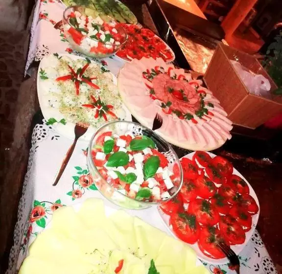 Aamiaismajoitus (B&B) Domek Gã³rski Przy Bukowej Chacie