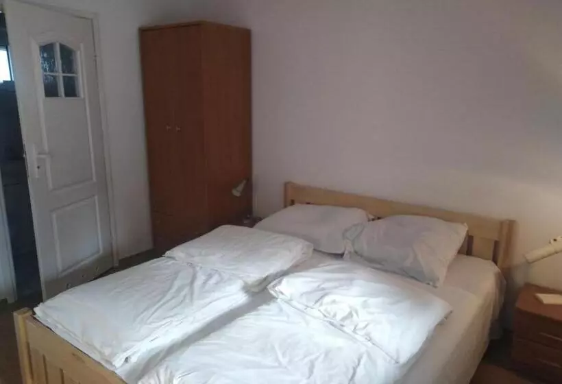 تختخواب و صبحانه Pokoje Gościnne Irena