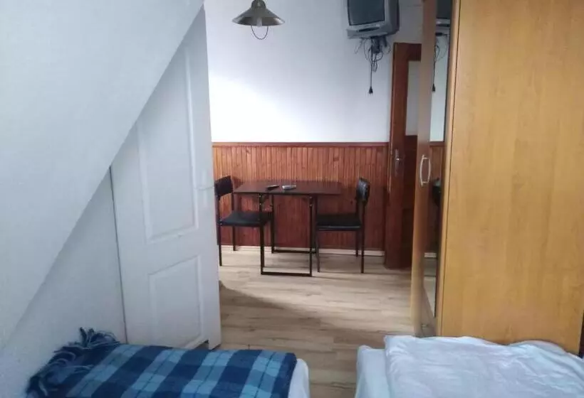 تختخواب و صبحانه Pokoje Gościnne Irena