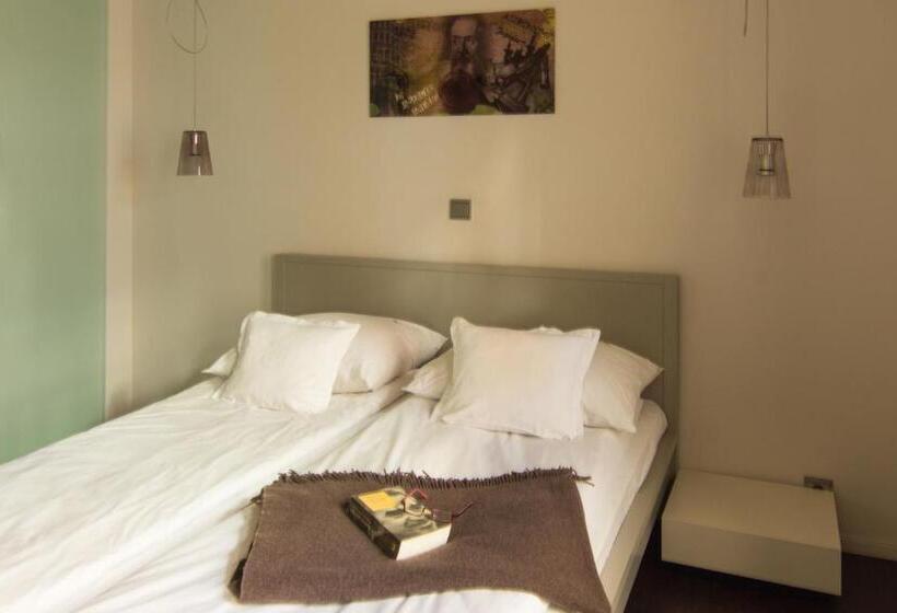 تختخواب و صبحانه Villa Pica Paca   Old Town