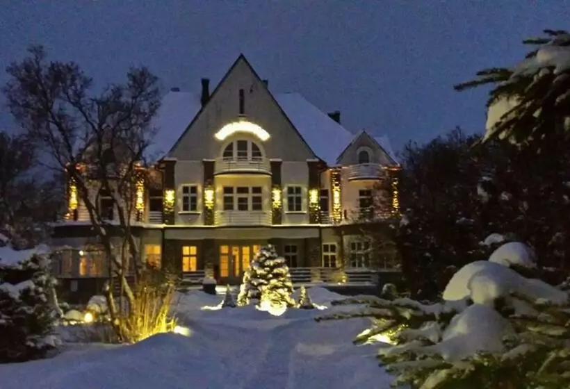 Aamiaismajoitus (B&B) Willa Granit