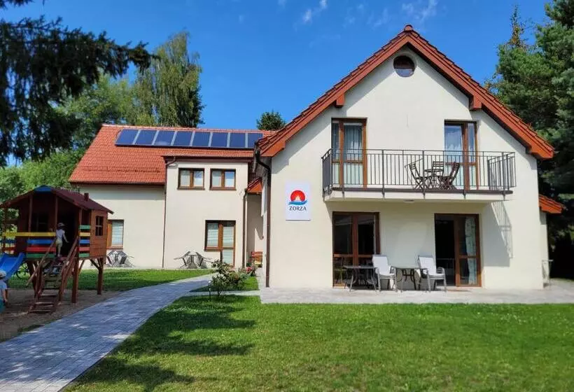 Aamiaismajoitus (B&B) Zorza