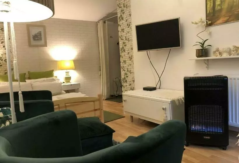 Domek Pod Wiciokrzewem