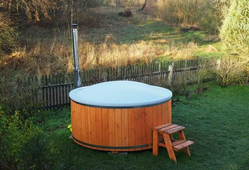 Hotelli Agroturystyka Gęsiniec Stare Osieczno