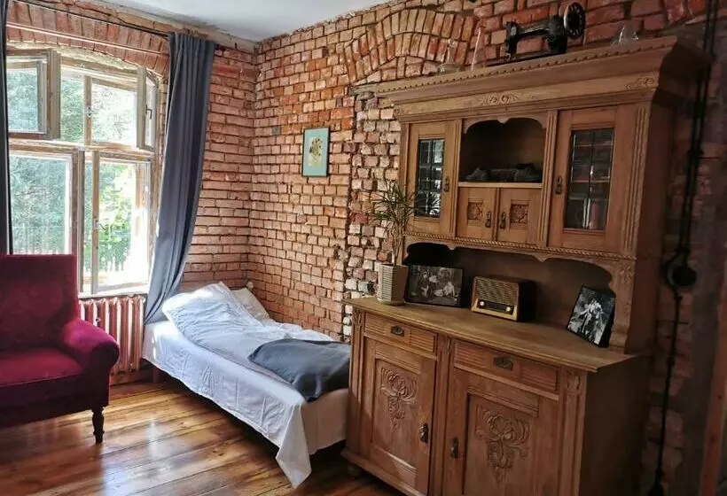 Hotelli Agroturystyka Gęsiniec Stare Osieczno