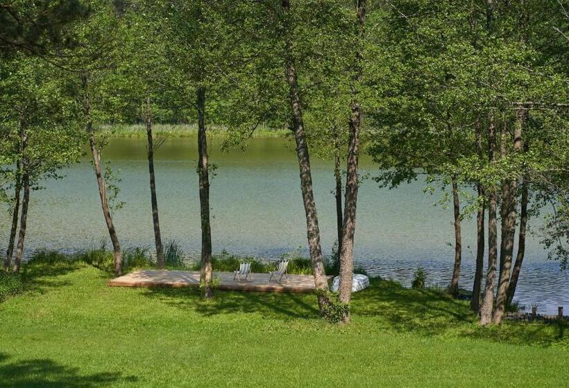 Отель Dobra Chata Jaśkowo