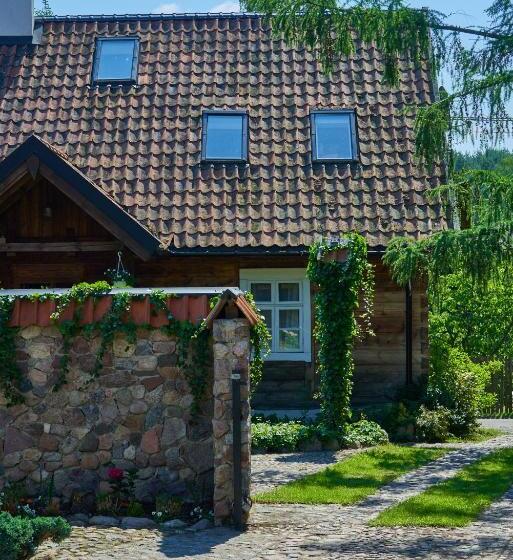 Отель Dobra Chata Jaśkowo