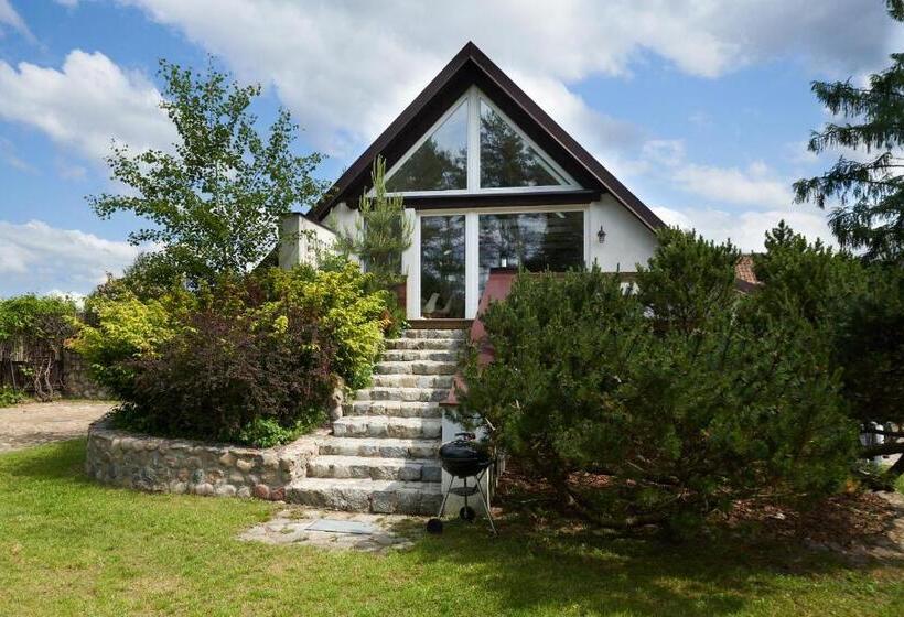 Отель Dobra Chata Jaśkowo