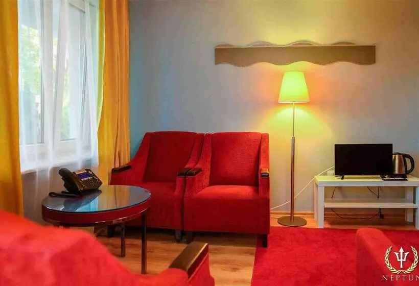 Hotelli Neptun ψ Resort