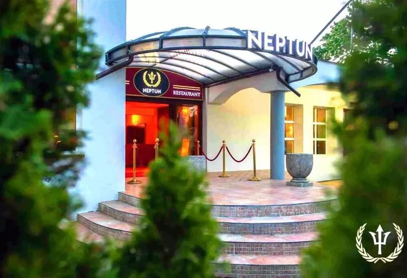 Hotelli Neptun ψ Resort