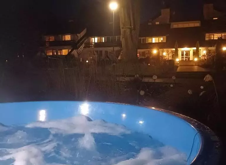 ホテル Ośrodek Wypoczynkowy Kozioł