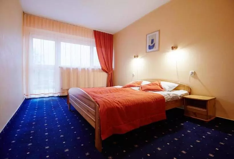 ホテル Ośrodek Wypoczynkowy Kozioł