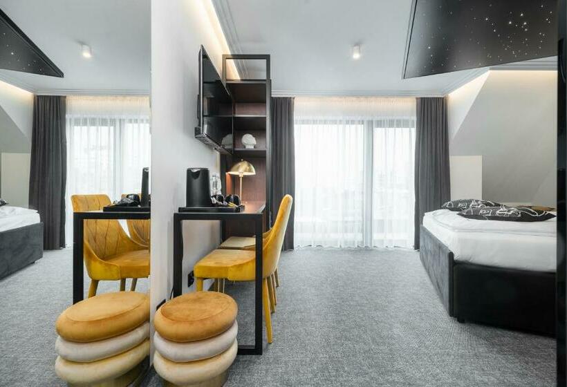 פנסיון Axel Baltic Jacuzzi & Sauna