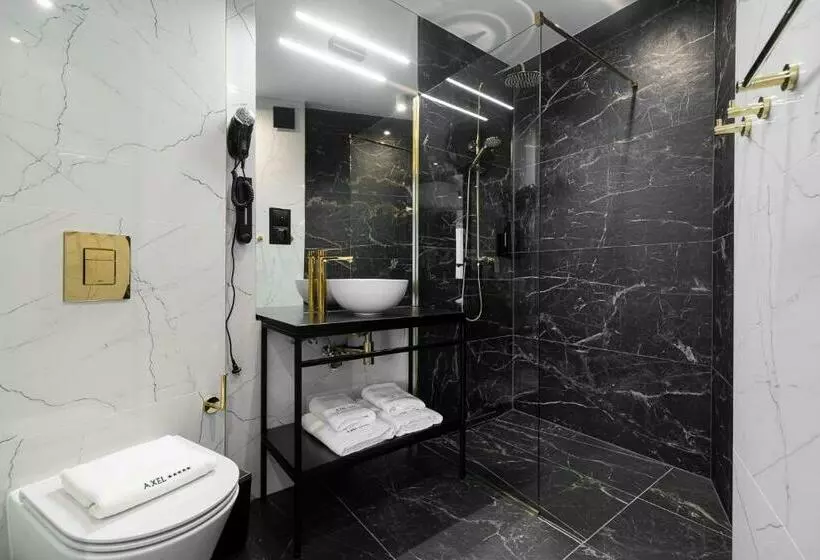 پانسیون Axel Baltic Jacuzzi & Sauna