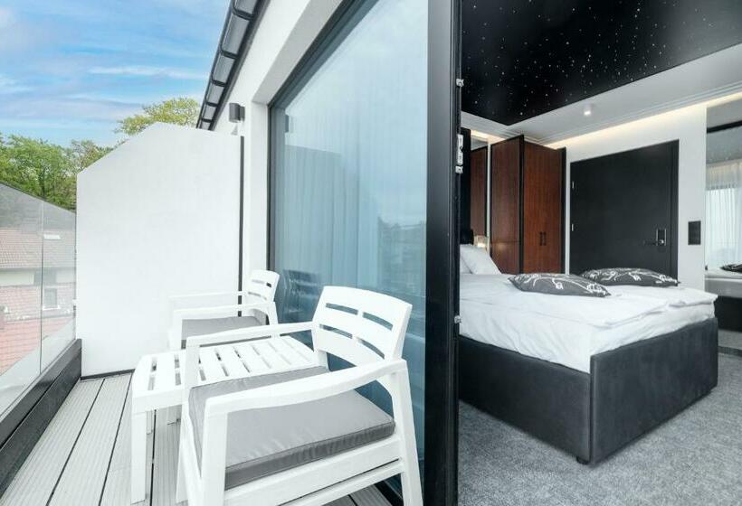 פנסיון Axel Baltic Jacuzzi & Sauna