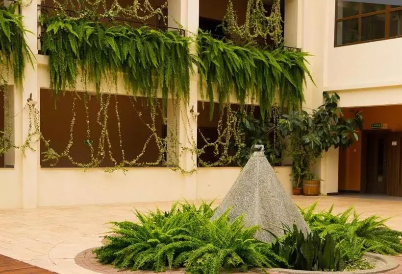 Majatalo Pokoje Gościnne W Centrum Kultury Wsi Polskiej