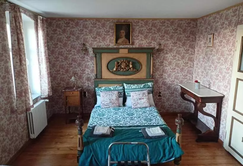 Majatalo Palac Osowo Gostynskie