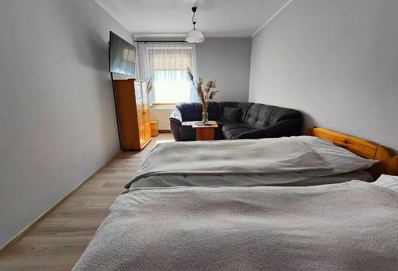 ペンション Pokoje Gościnne U Izy