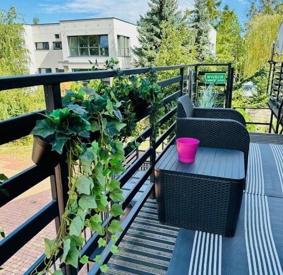 پانسیون Apartamenty Pokoje Willa Bielany