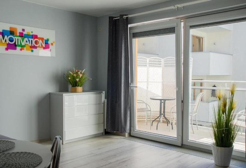 Przy Plaży   Maloves Apart