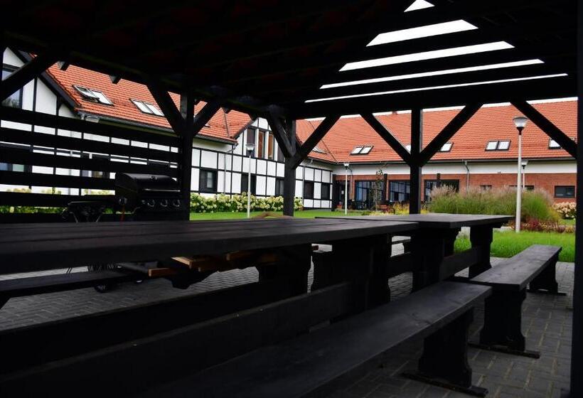 渡假胜地  Mazurskie Centrum Rehabilitacji Dębowa Góra