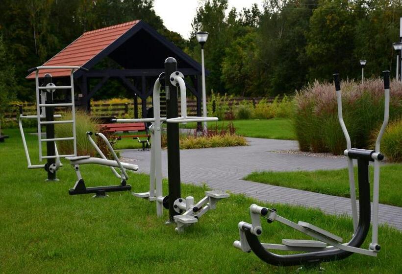 渡假胜地  Mazurskie Centrum Rehabilitacji Dębowa Góra