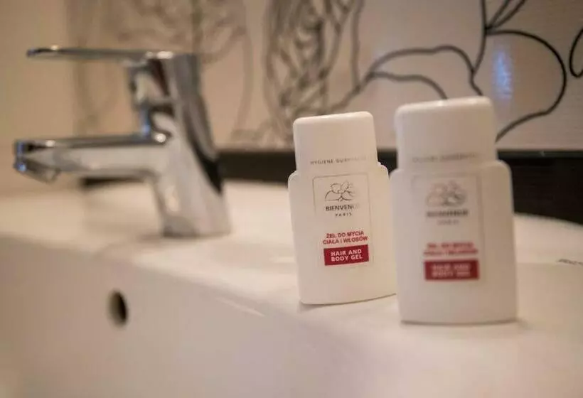 リゾートホテル Pensjonat Lido