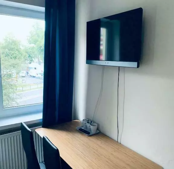 Retkeilymaja Pokoje Goscinne Atena