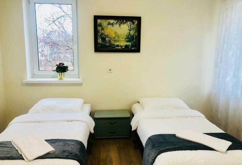 ユースホステル Pokoje Goscinne Atena