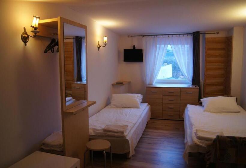 Hostel Zielone Wzgórze