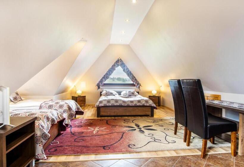 住宿加早餐  Folkowy Dworek Spa & Fun