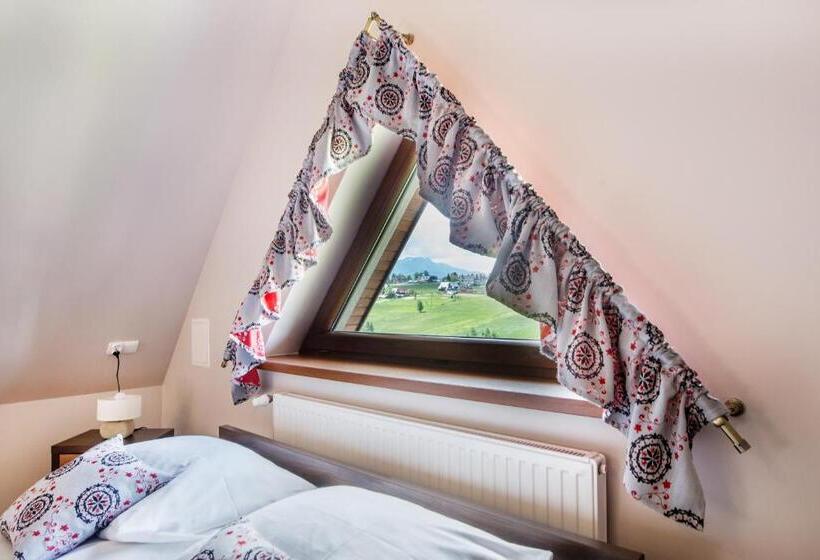 住宿加早餐  Folkowy Dworek Spa & Fun