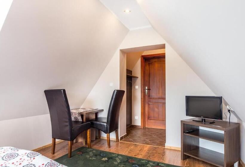 住宿加早餐  Folkowy Dworek Spa & Fun